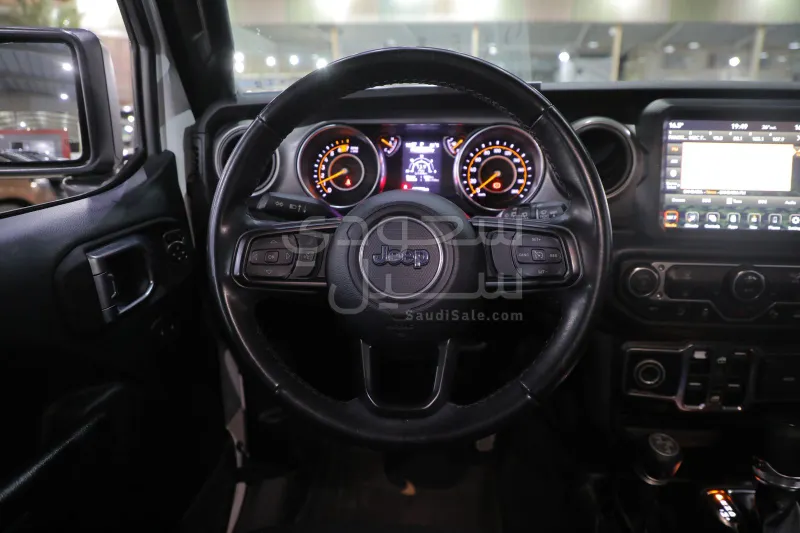 2021 جييب رانجلر سبورت