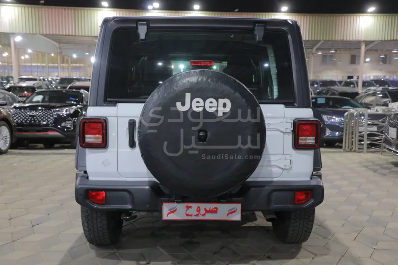 2021 جييب رانجلر سبورت