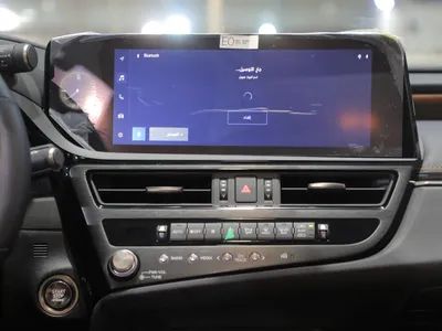 2025 لكزس إي إس 350