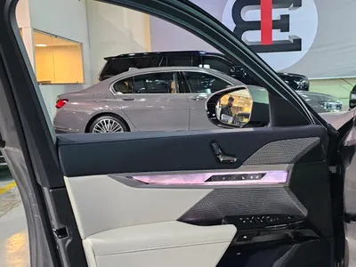 2026 بي ام دبليو الفئة السابعة 735أي