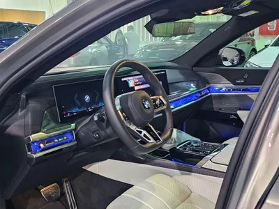 2026 بي ام دبليو الفئة السابعة 735أي