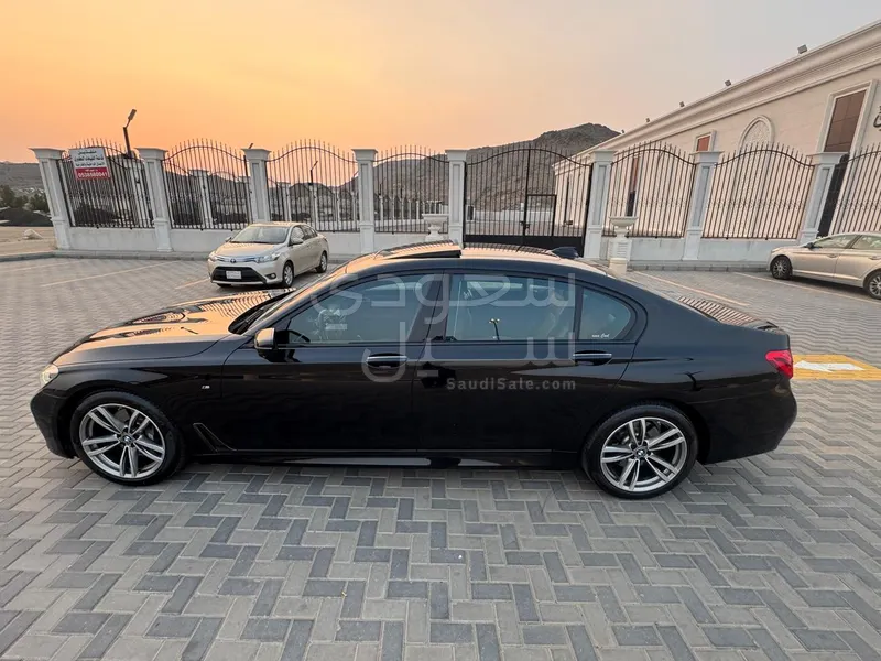 2016 بي ام دبليو الفئة السابعة 740 إل أي