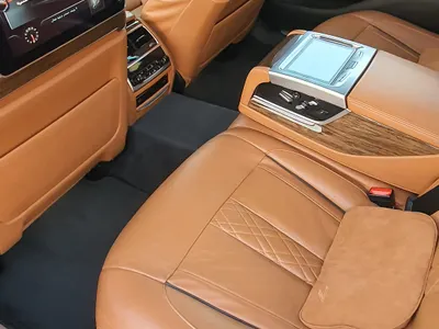 2016 بي ام دبليو الفئة السابعة 740 إل أي