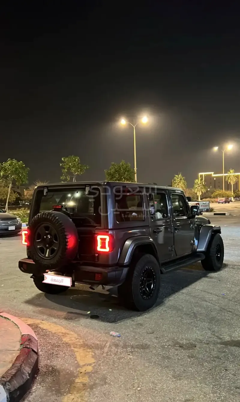 2020 جييب رانجلر سبورت