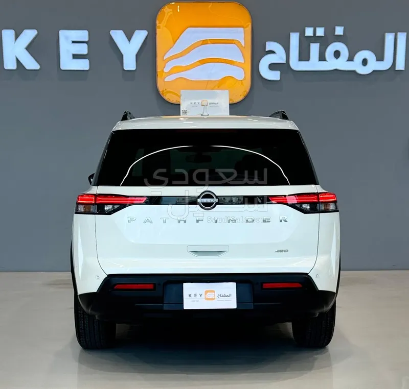 2023 نيسان باثفايندر اس ال