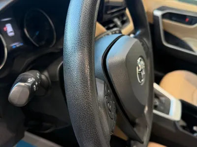 2021 تويوتا راف 4