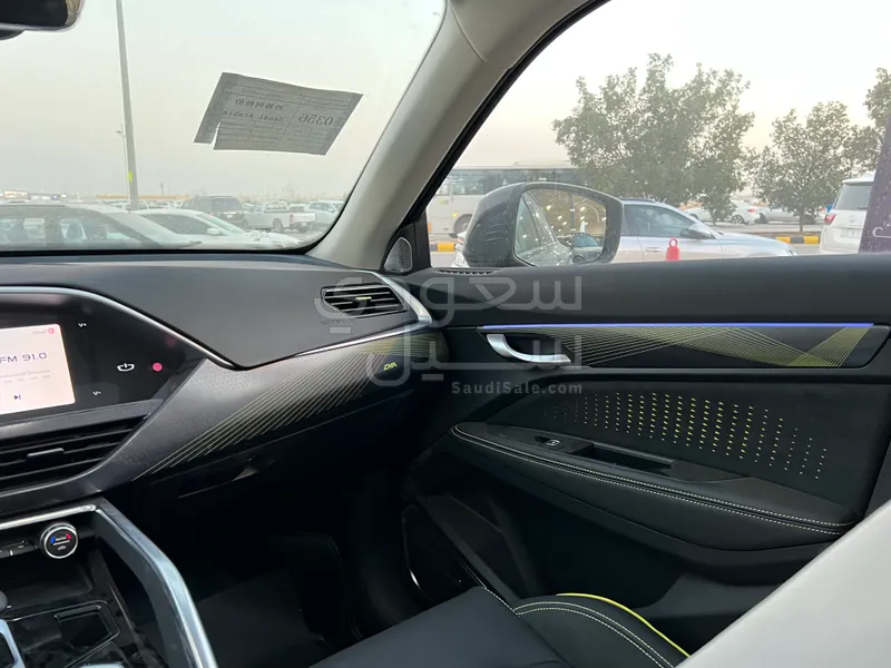 2024 جيلي توجيلا