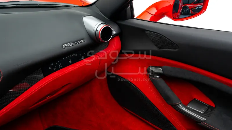 2022 فيراري اف 8 سبايدر