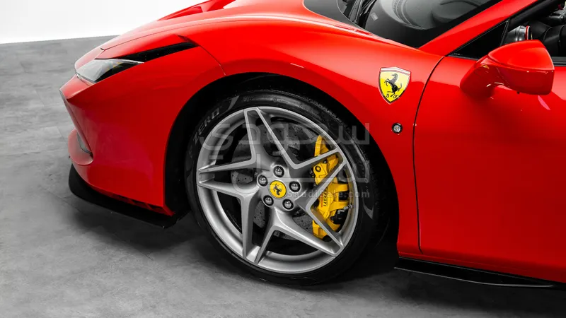 2022 فيراري اف 8 سبايدر