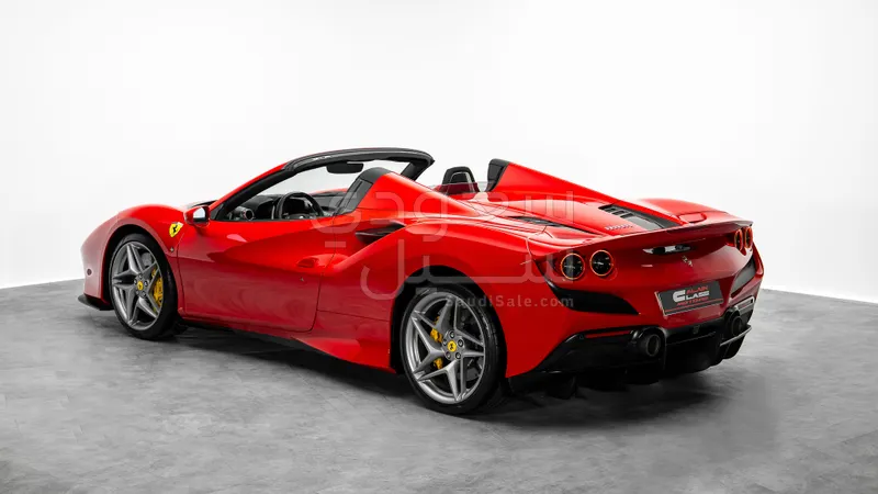 2022 فيراري اف 8 سبايدر