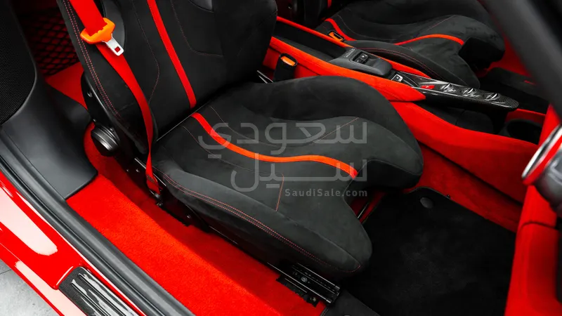 2022 فيراري اف 8 سبايدر