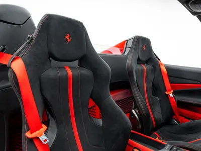 2022 فيراري اف 8 سبايدر