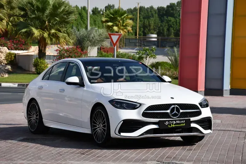 2024 مرسيدس - بنز سي 200