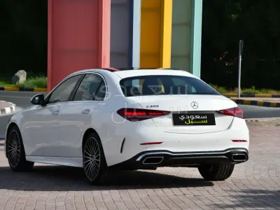 2024 مرسيدس - بنز سي 200