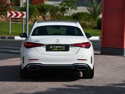 2024 مرسيدس - بنز سي 200