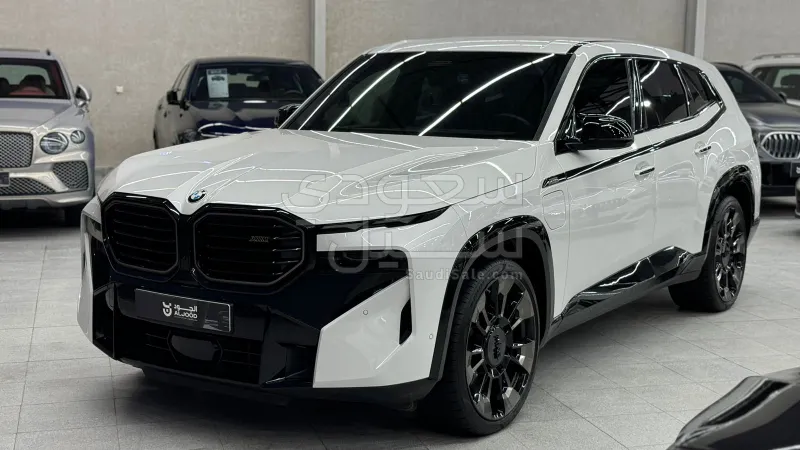 2023 بي ام دبليو اكس ام