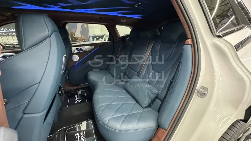 2023 بي ام دبليو اكس ام