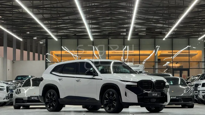 2023 بي ام دبليو اكس ام