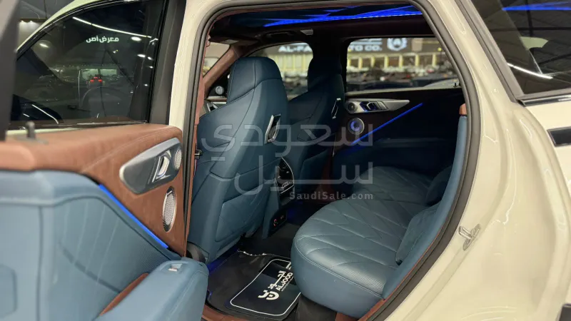 2023 بي ام دبليو اكس ام