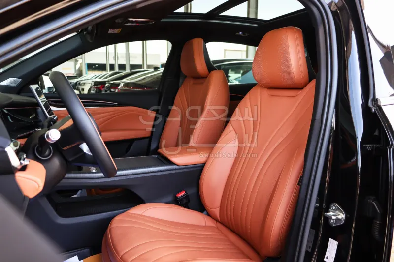 2025 جيلي بريفيس