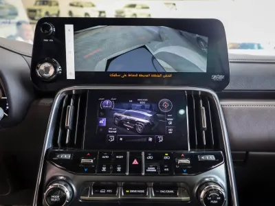 2023 لكزس إل إكس 600