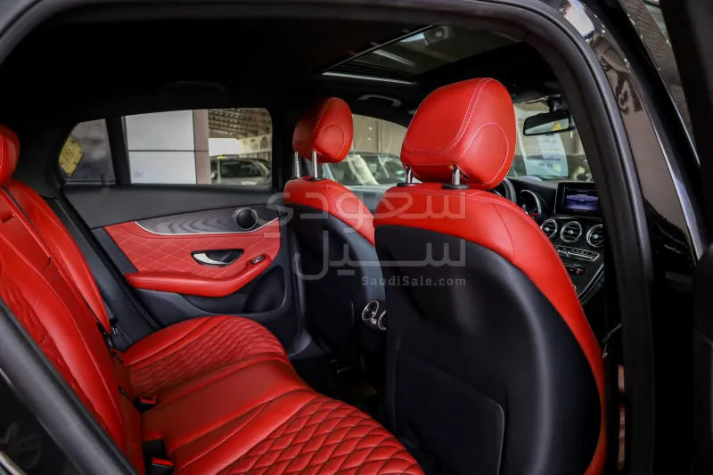 2019 مرسيدس - بنز جي إل سي 300