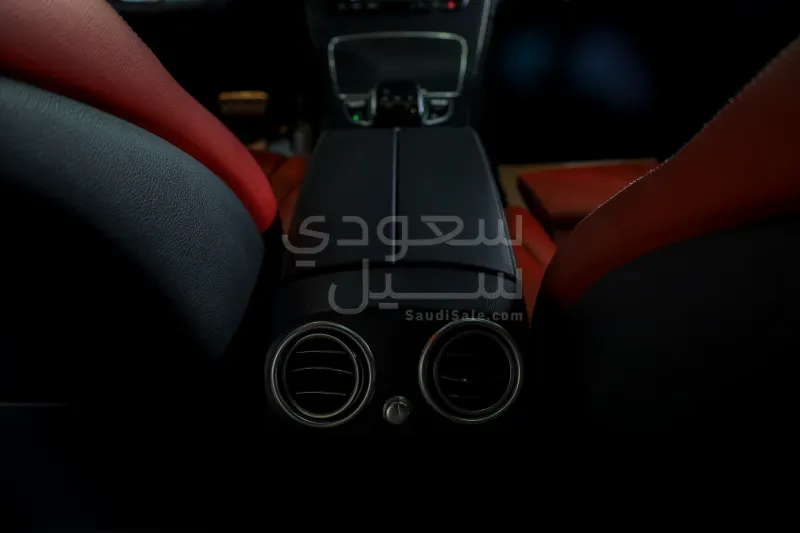 2019 مرسيدس - بنز جي إل سي 300