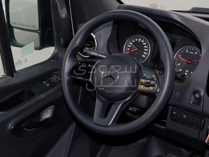 2022 مرسيدس - بنز سبرنتر