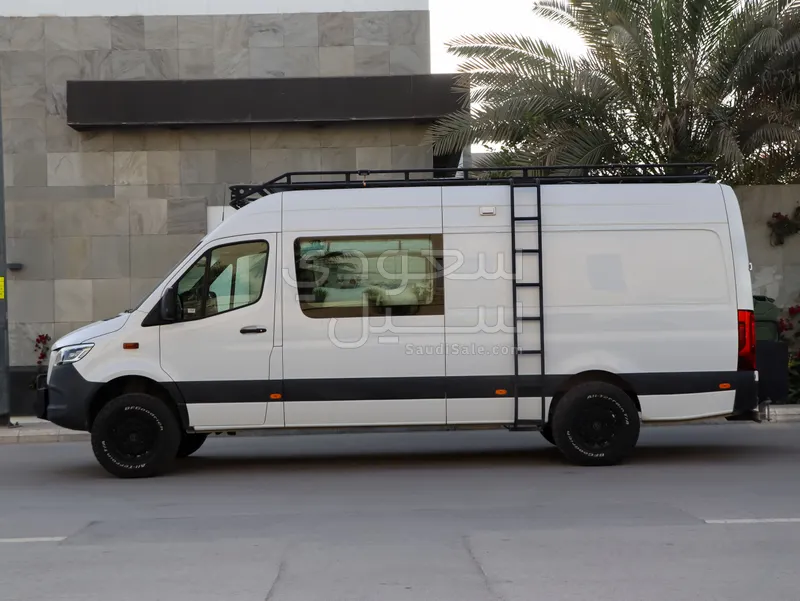 2022 مرسيدس - بنز سبرنتر