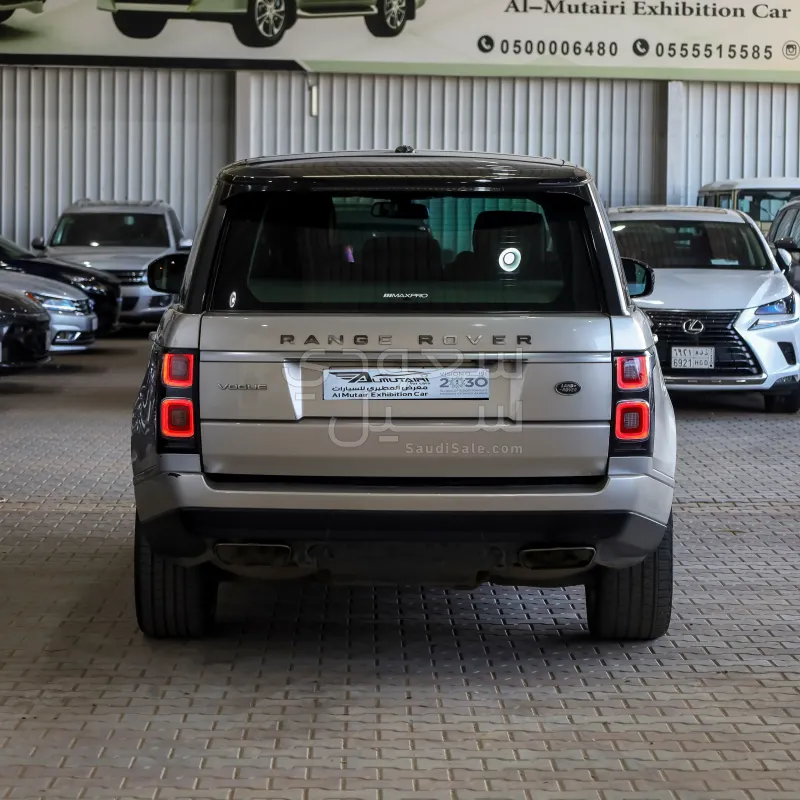 2016 لاند روفر رينج روفر فوج