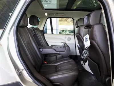 2016 لاند روفر رينج روفر فوج