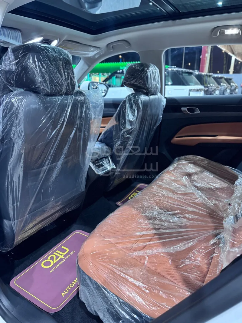 2026 فورد تيريتوري تيتانيوم بلس