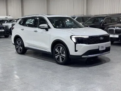 2026 فورد تيريتوري تيتانيوم بلس