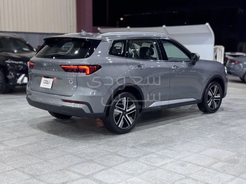 2026 فورد تيريتوري تيتانيوم بلس