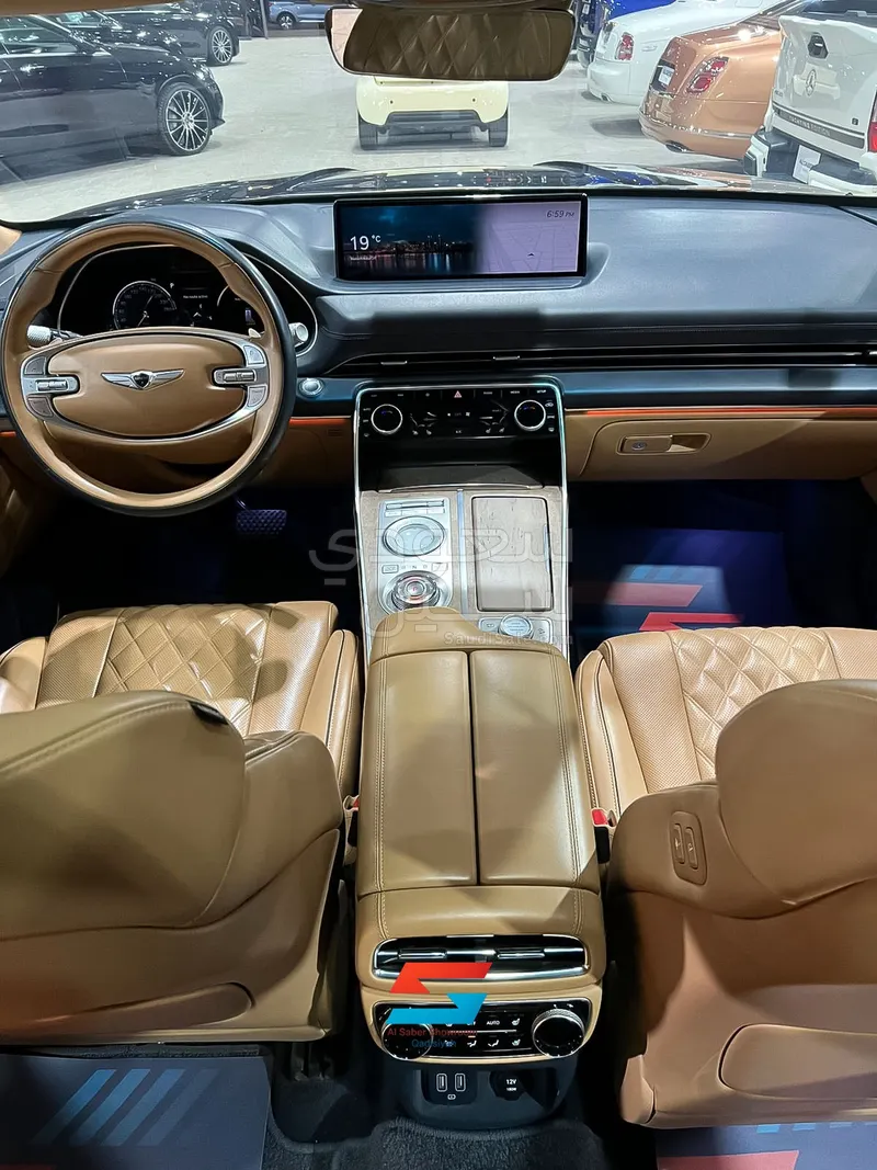 2020 جينيسيس جي في 80