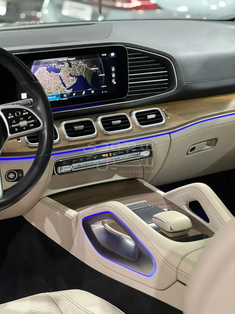 2020 مرسيدس - بنز جي إل إي 350