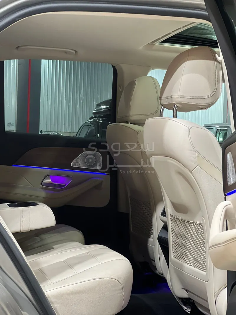 2020 مرسيدس - بنز جي إل إي 350