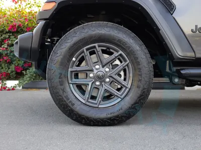 2025 جييب رانجلر سبورت بلس