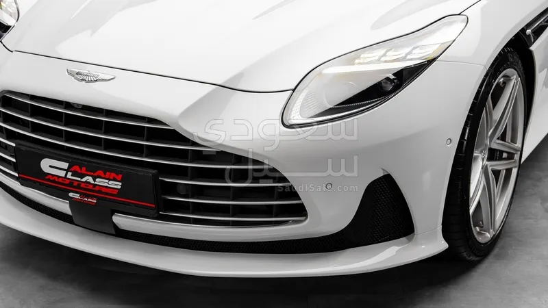 2025 استون مارتن دي بي 12