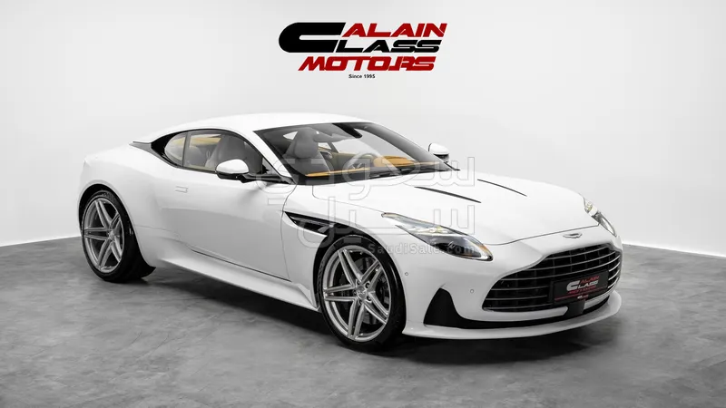 2025 استون مارتن دي بي 12