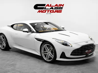 2025 استون مارتن دي بي 12