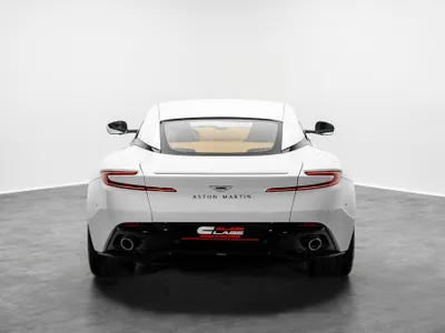 2025 استون مارتن دي بي 12