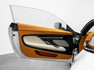 2025 استون مارتن دي بي 12