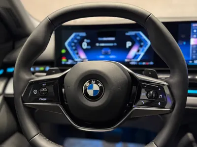 2024 بي ام دبليو الفئة الخامسة 520 أي