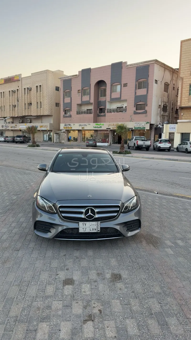 2018 مرسيدس - بنز إي 300