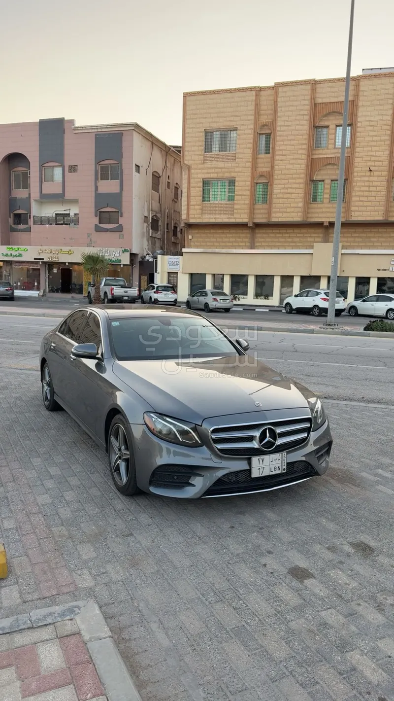2018 مرسيدس - بنز إي 300