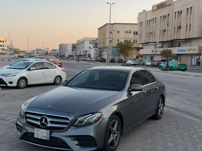 2018 مرسيدس - بنز إي 300