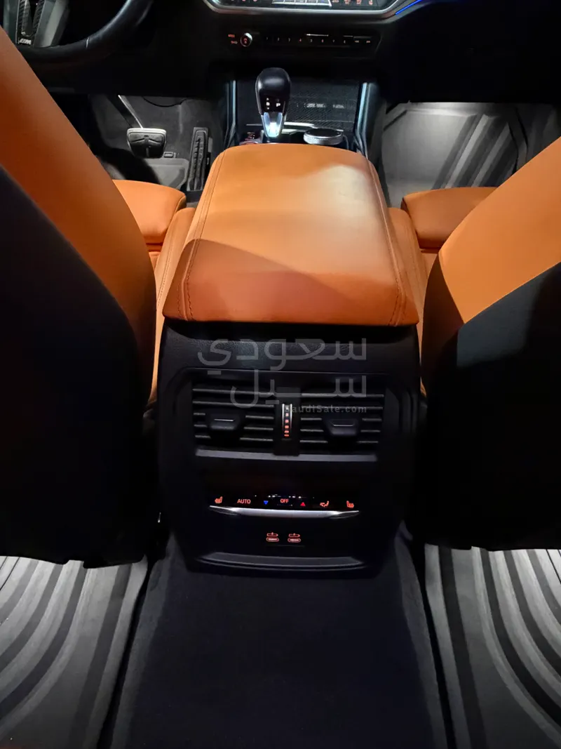 2022 بي ام دبليو الفئة ام إم 3 كومبيتيشن