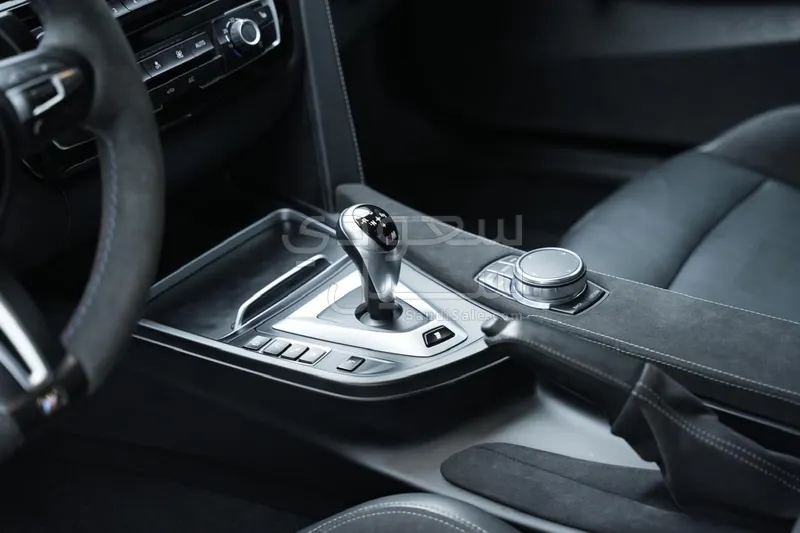 2019 بي ام دبليو الفئة ام إم 4 سي إس أي