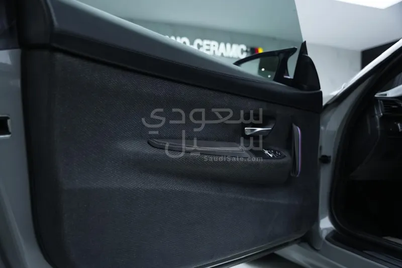 2019 بي ام دبليو الفئة ام إم 4 سي إس أي